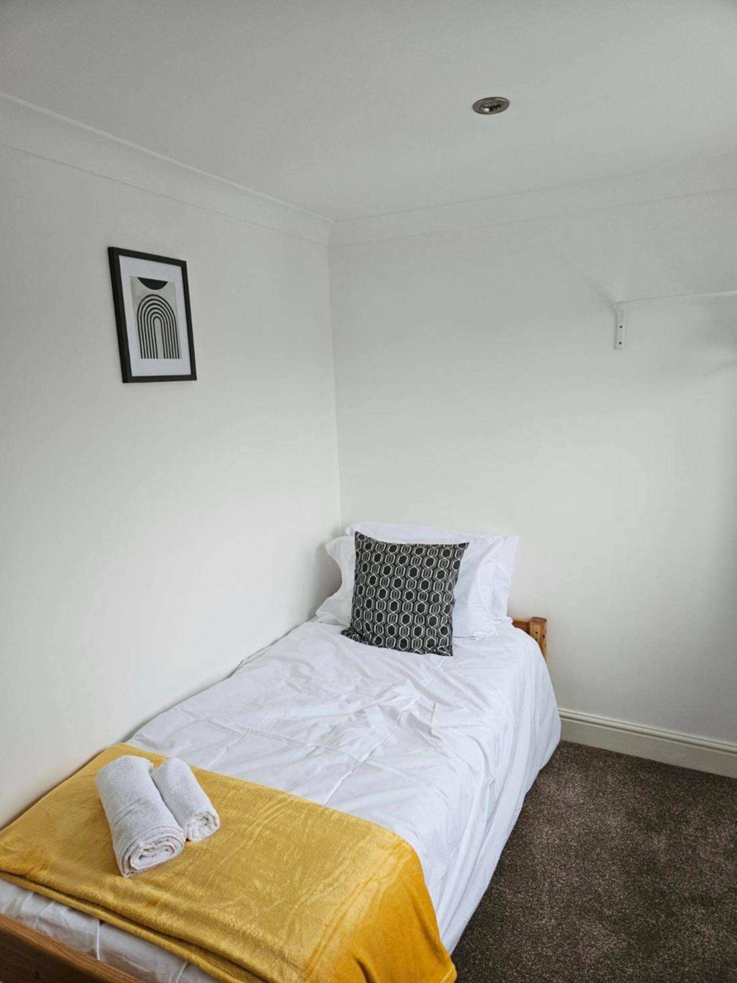 3 Severn Close Contractor Home In Oakham Near Rutland Water Екстериор снимка